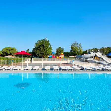 캠프장 Domaine Residentiel De Plein Air Les Ilates *